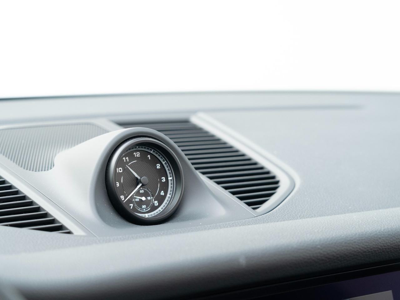 2025 Porsche Macan Pompano Beach FL