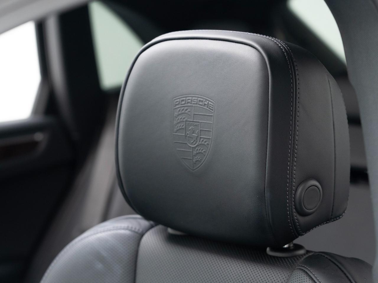 2025 Porsche Macan Pompano Beach FL