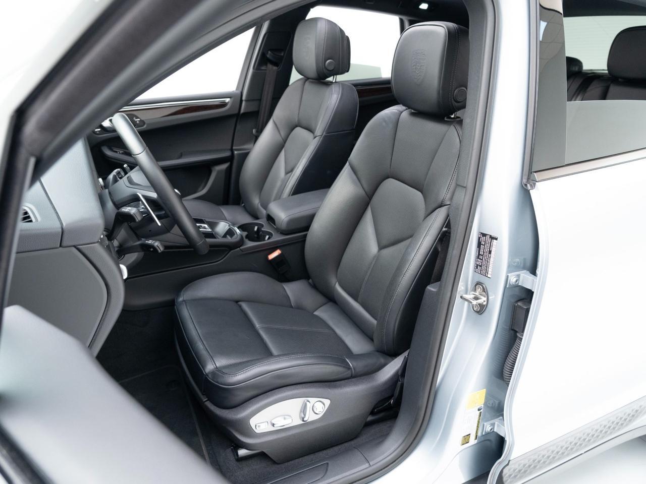 2025 Porsche Macan Pompano Beach FL