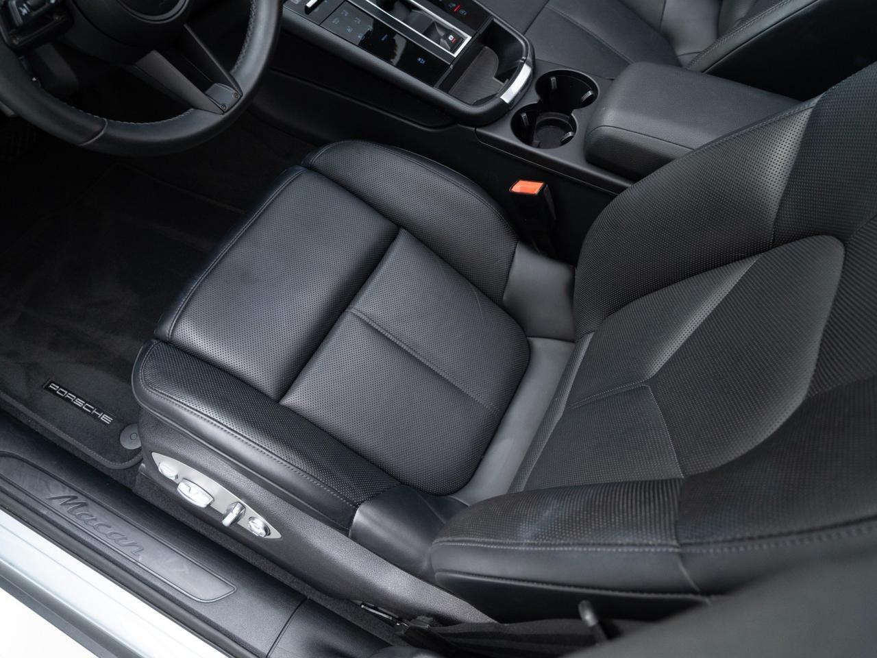 2025 Porsche Macan Pompano Beach FL