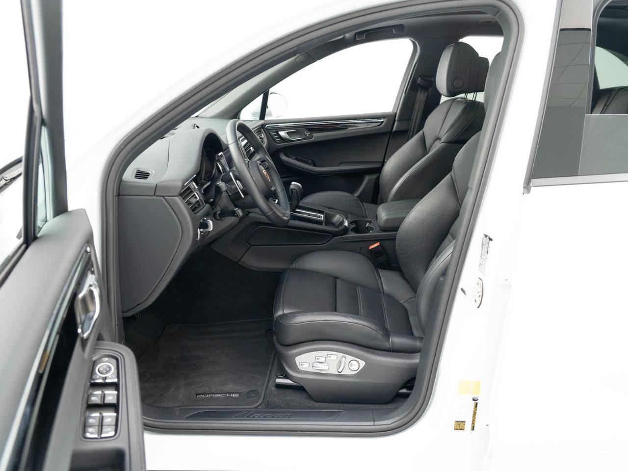 2025 Porsche Macan Pompano Beach FL