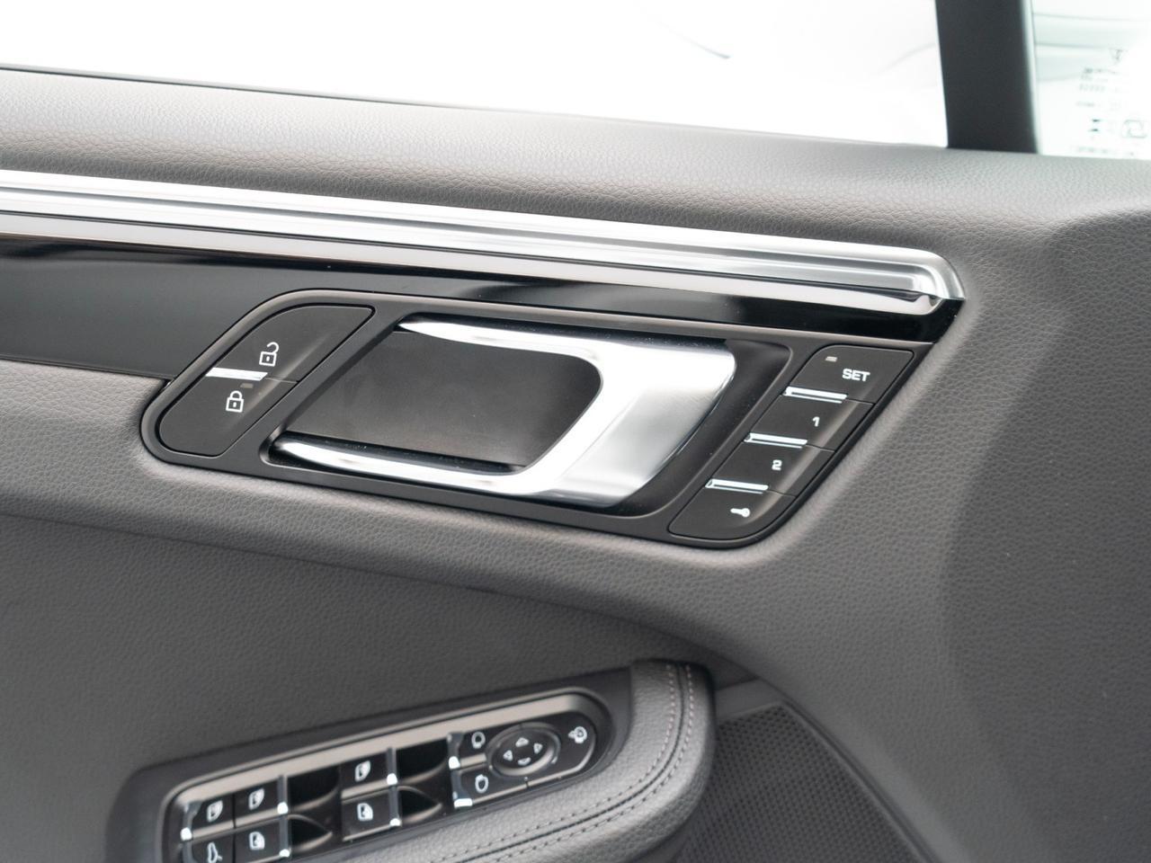 2025 Porsche Macan Pompano Beach FL