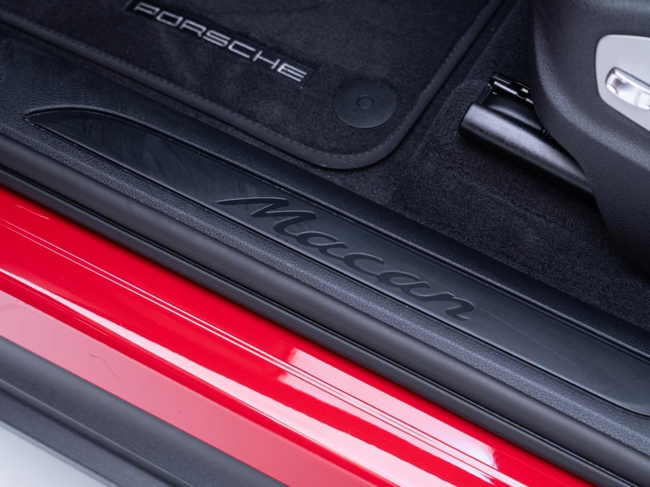 2025 Porsche Macan Pompano Beach FL