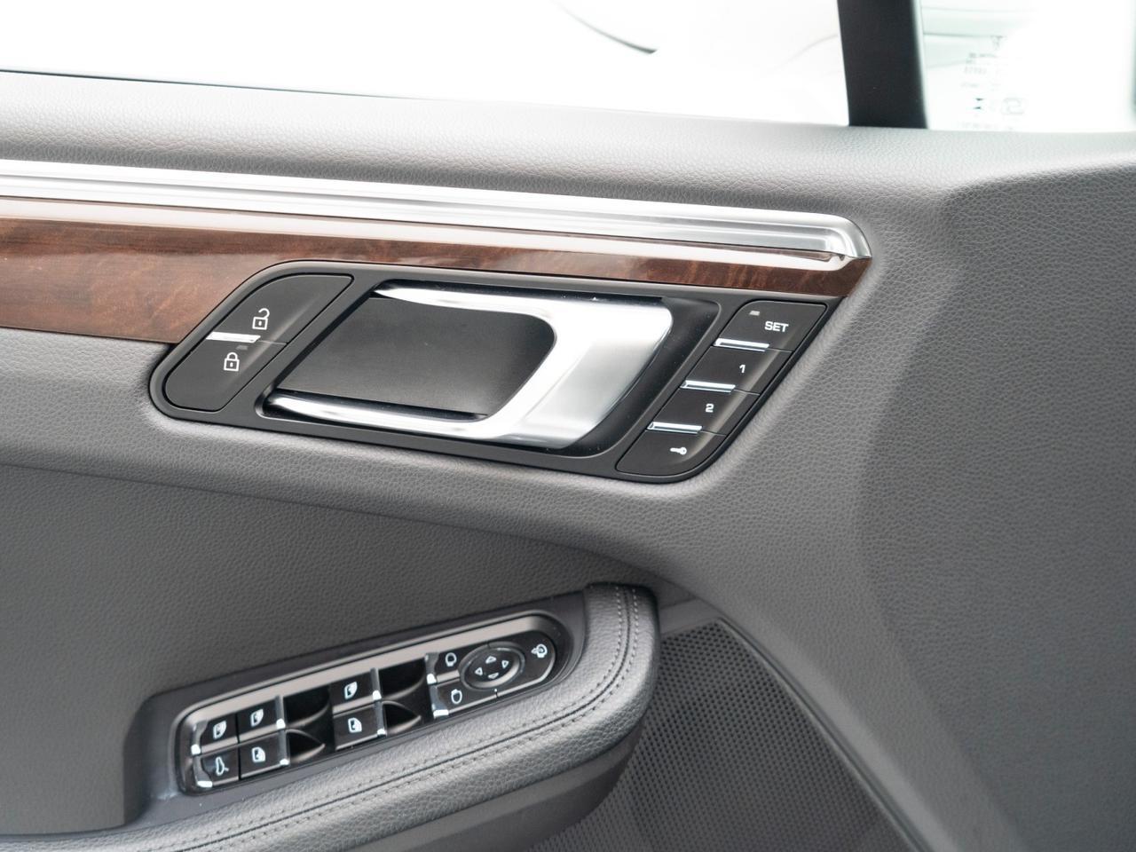 2025 Porsche Macan Pompano Beach FL