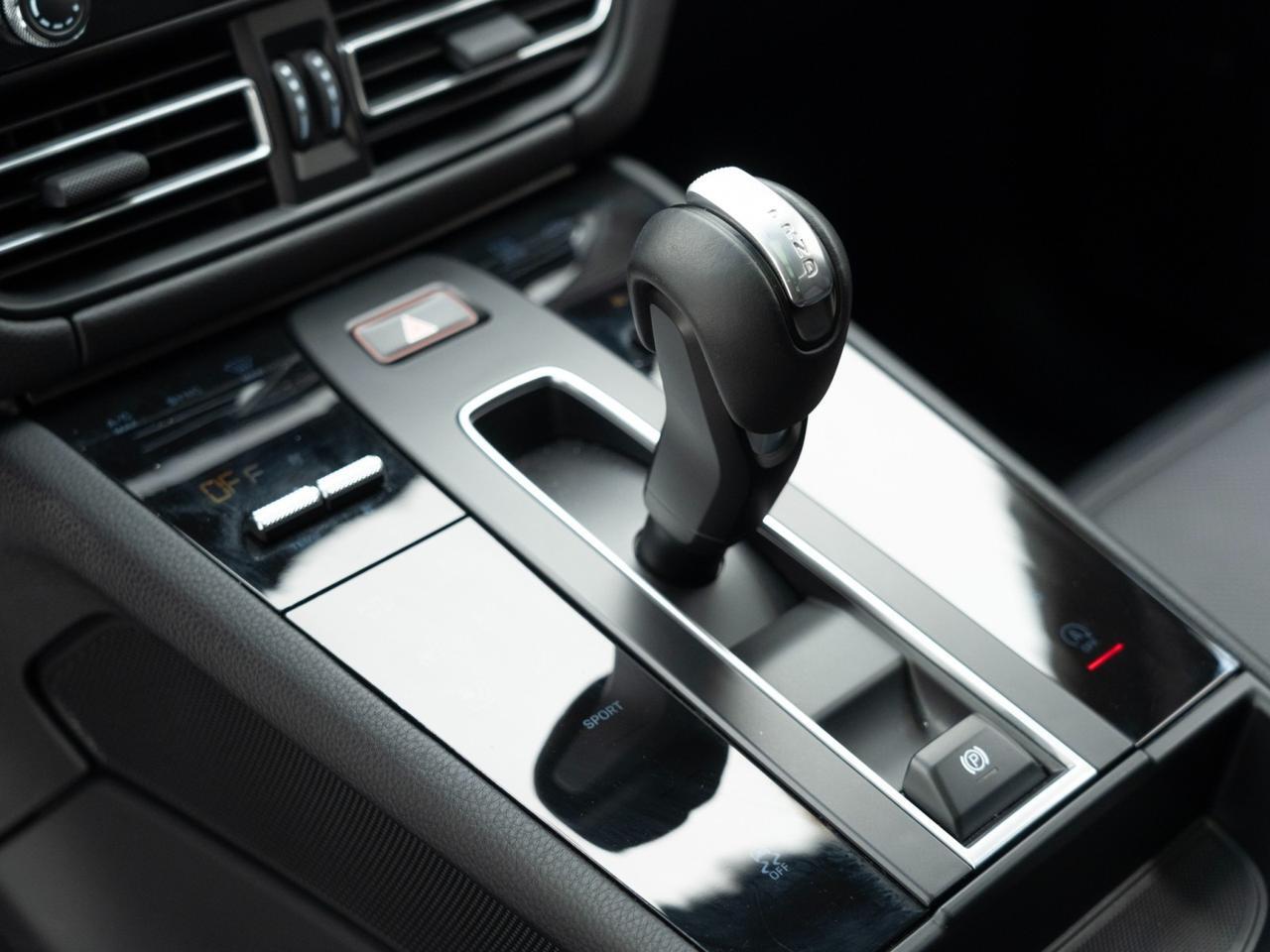 2025 Porsche Macan Pompano Beach FL