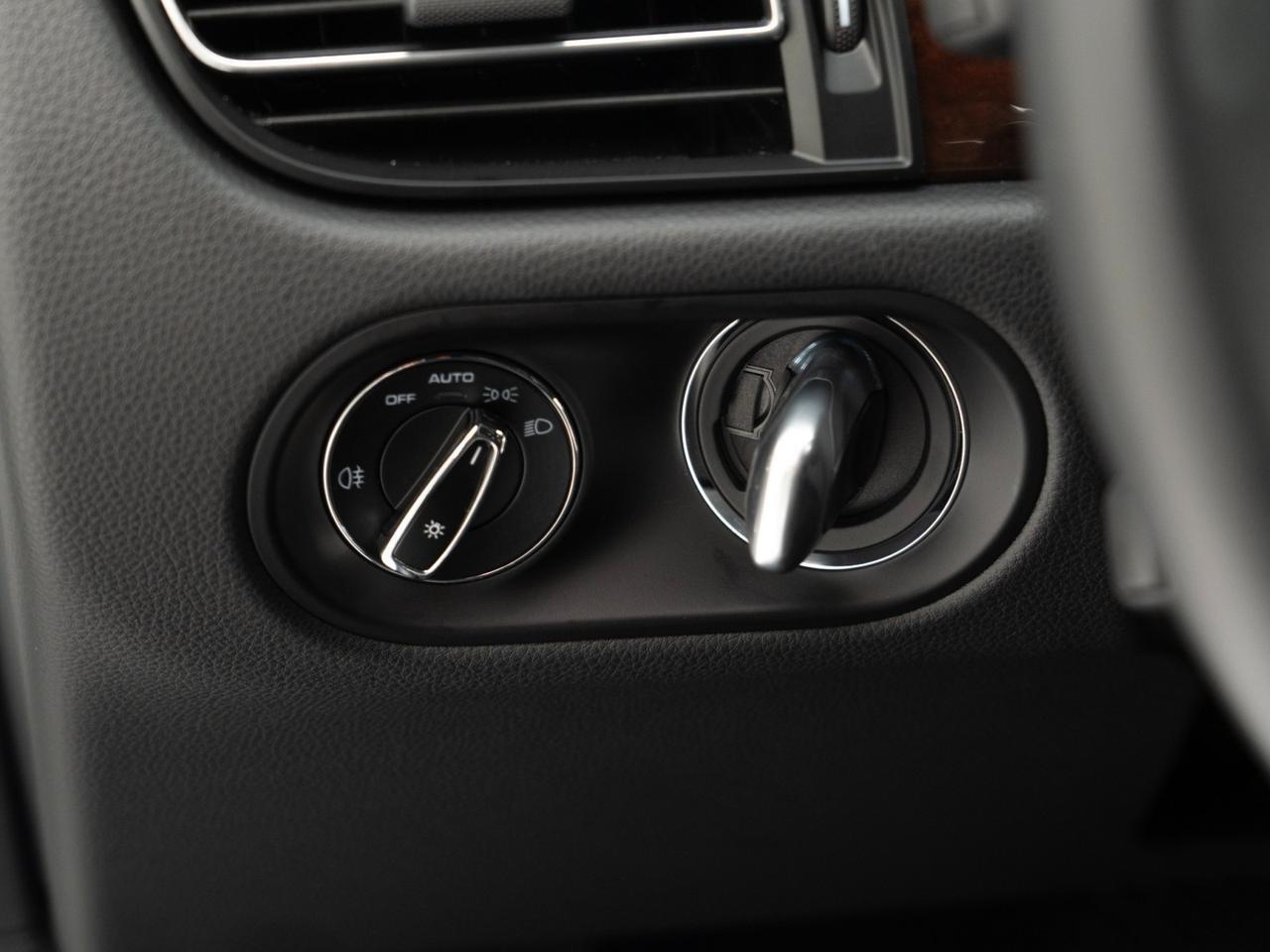 2025 Porsche Macan Pompano Beach FL