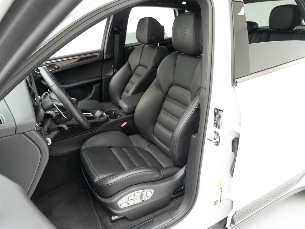 2025 Porsche Macan Pompano Beach FL