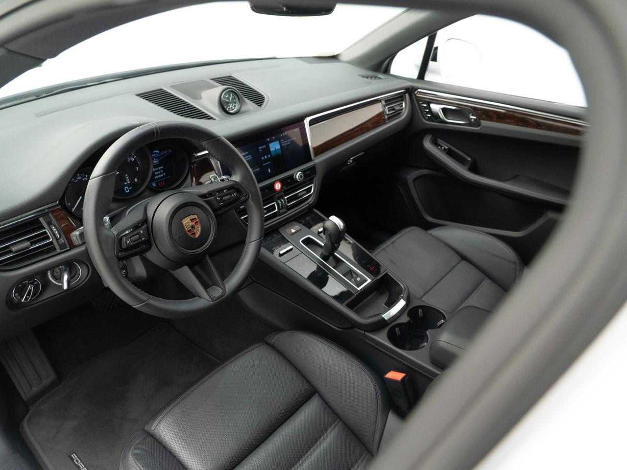 2025 Porsche Macan Pompano Beach FL