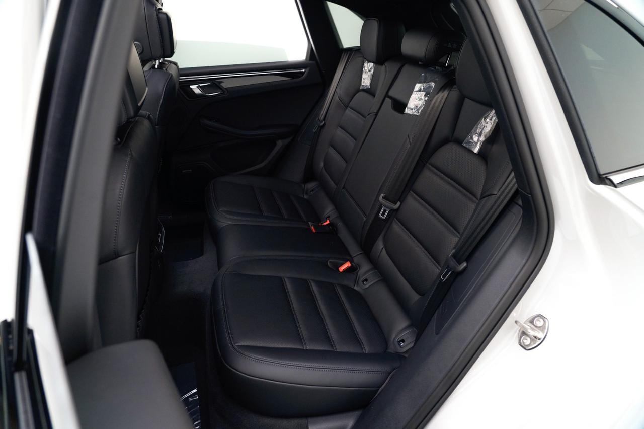 2025 Porsche Macan Pompano Beach FL