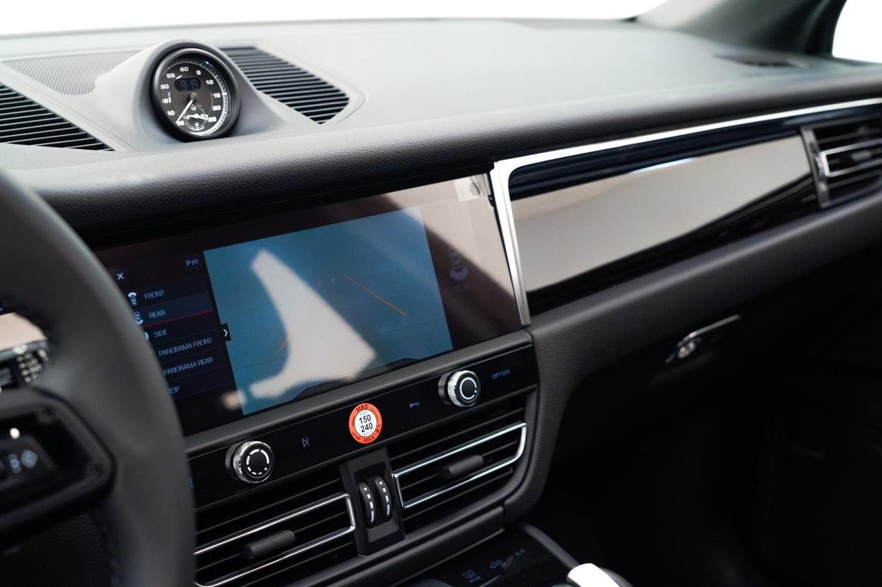 2025 Porsche Macan Pompano Beach FL