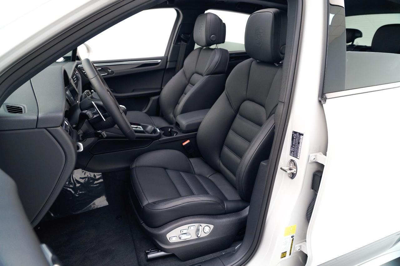 2025 Porsche Macan Pompano Beach FL
