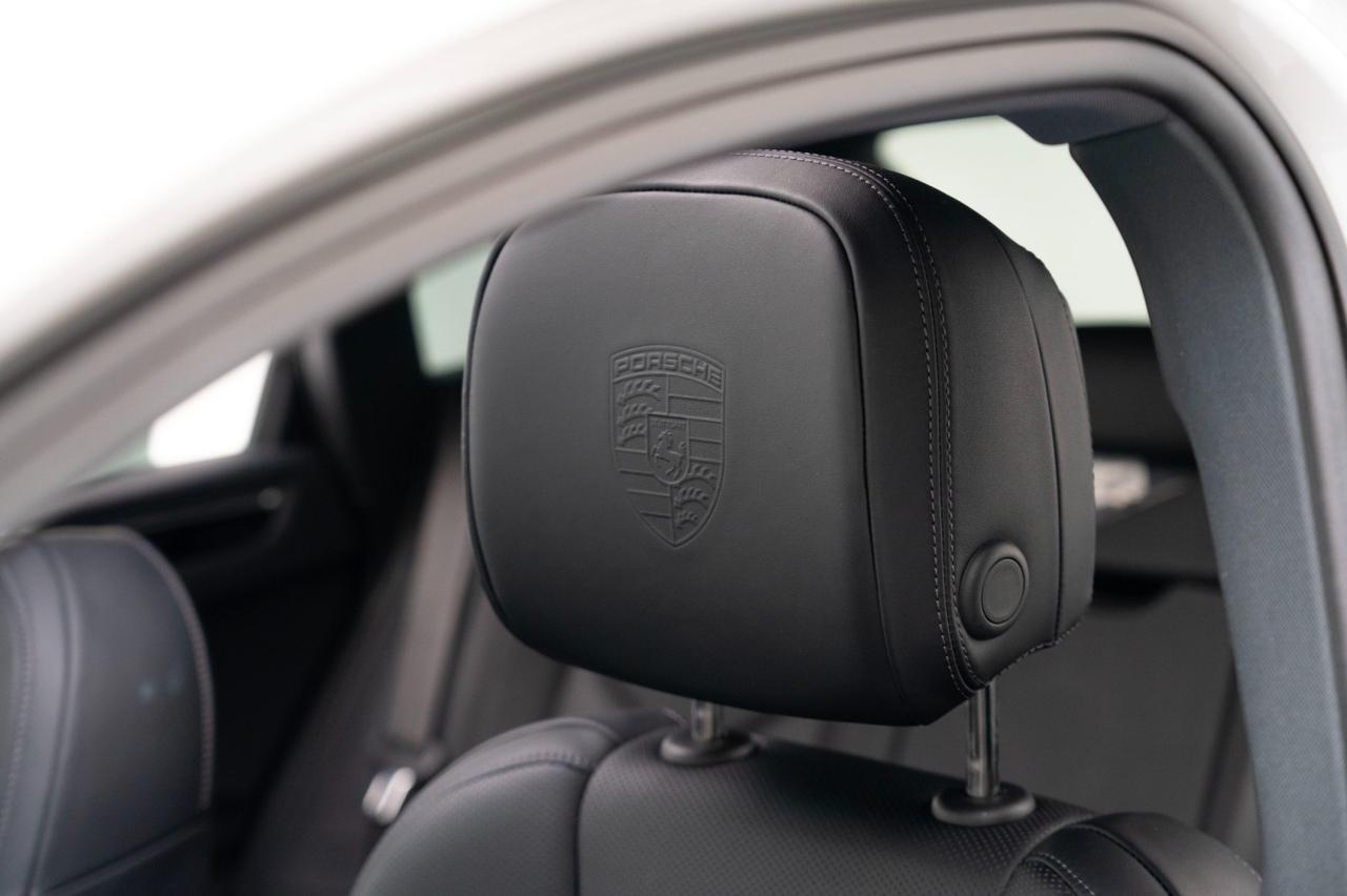 2025 Porsche Macan Pompano Beach FL
