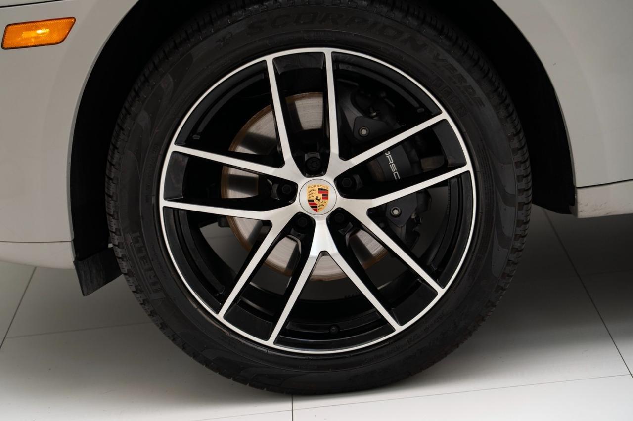 2025 Porsche Macan Pompano Beach FL