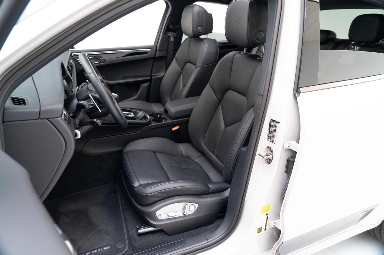 2025 Porsche Macan Pompano Beach FL