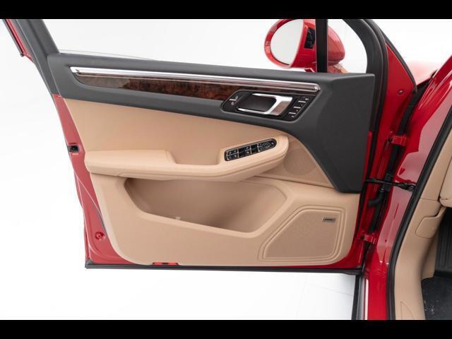2025 Porsche Macan Pompano Beach FL