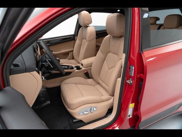 2025 Porsche Macan Pompano Beach FL
