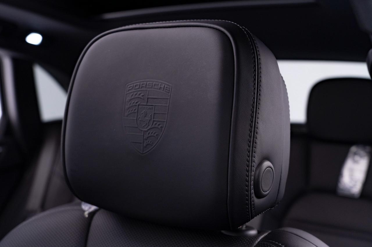 2025 Porsche Macan Pompano Beach FL