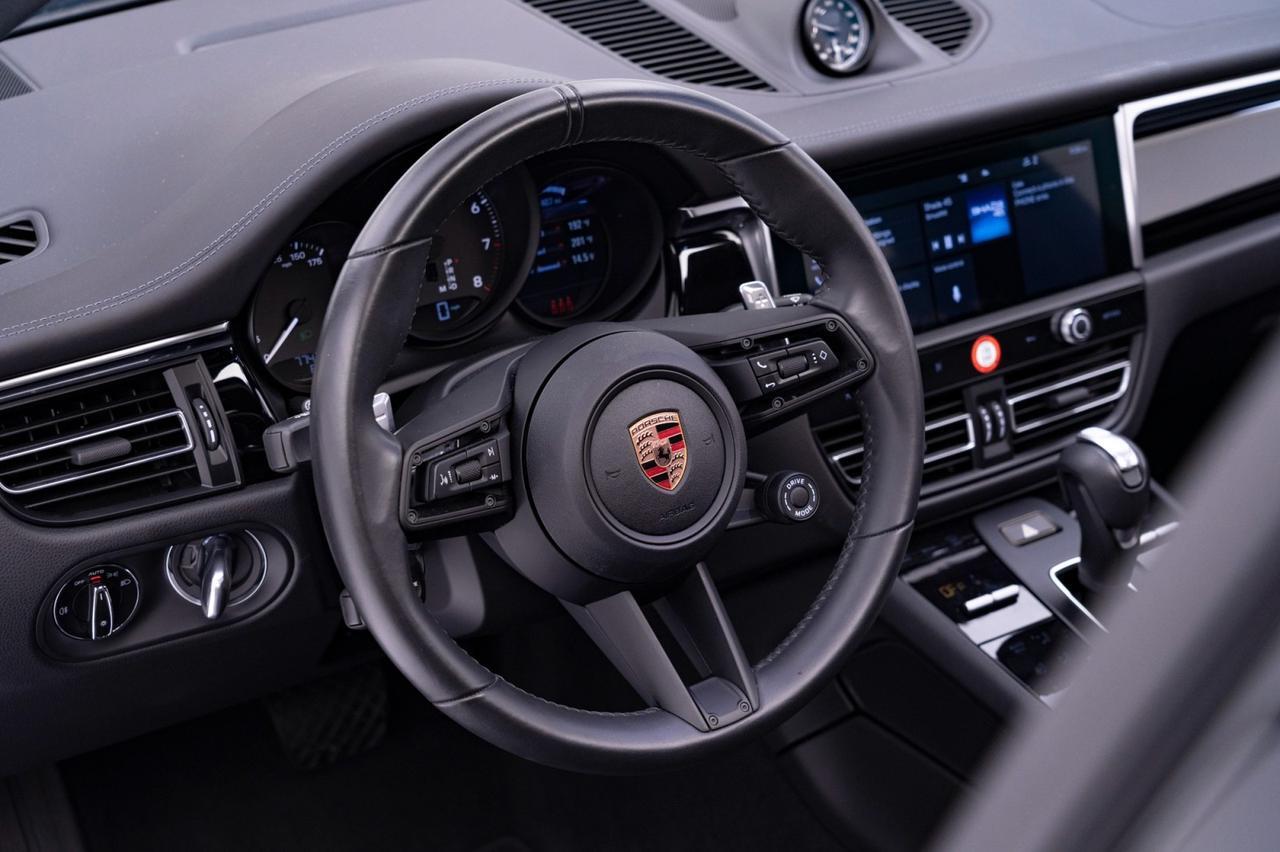 2025 Porsche Macan Pompano Beach FL