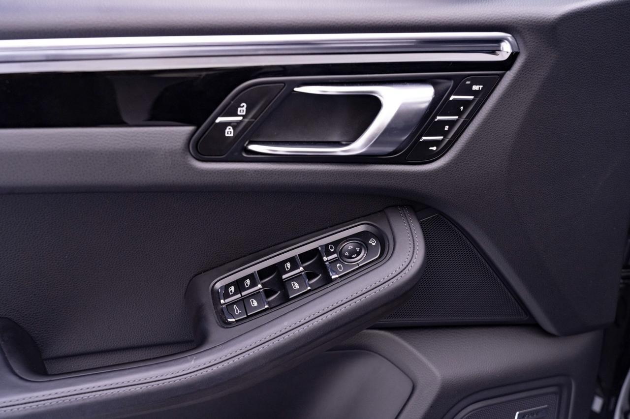 2025 Porsche Macan Pompano Beach FL