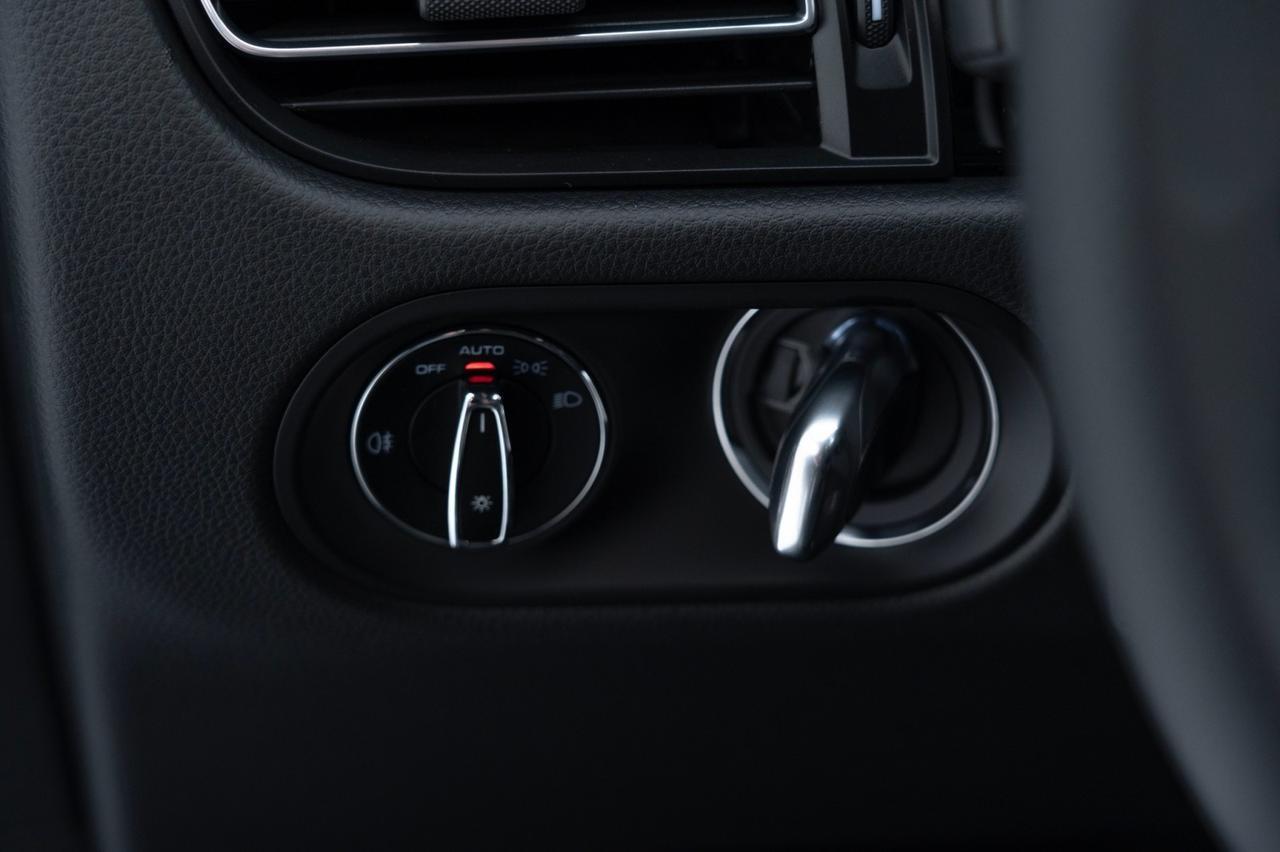 2025 Porsche Macan Pompano Beach FL