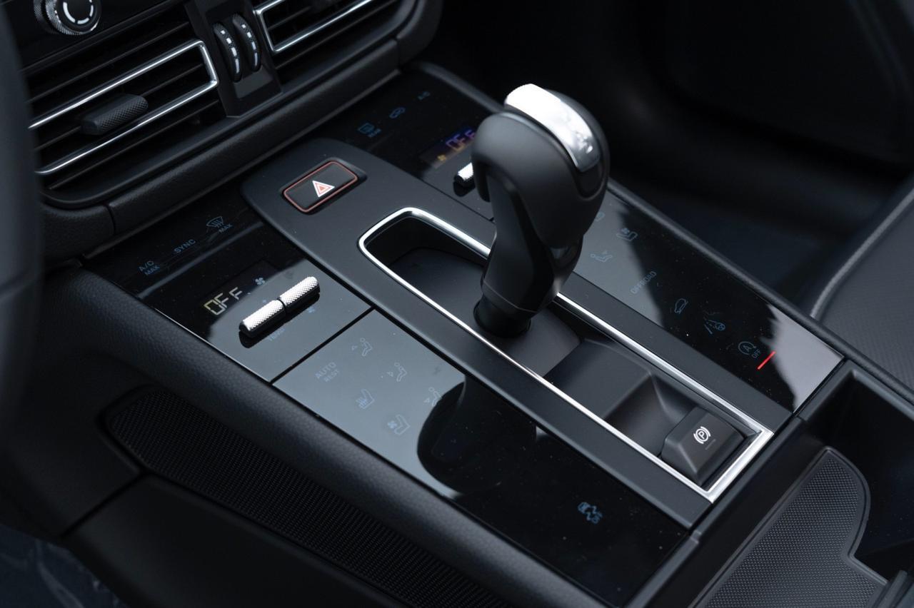 2025 Porsche Macan Pompano Beach FL