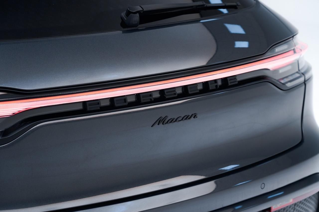 2025 Porsche Macan Pompano Beach FL