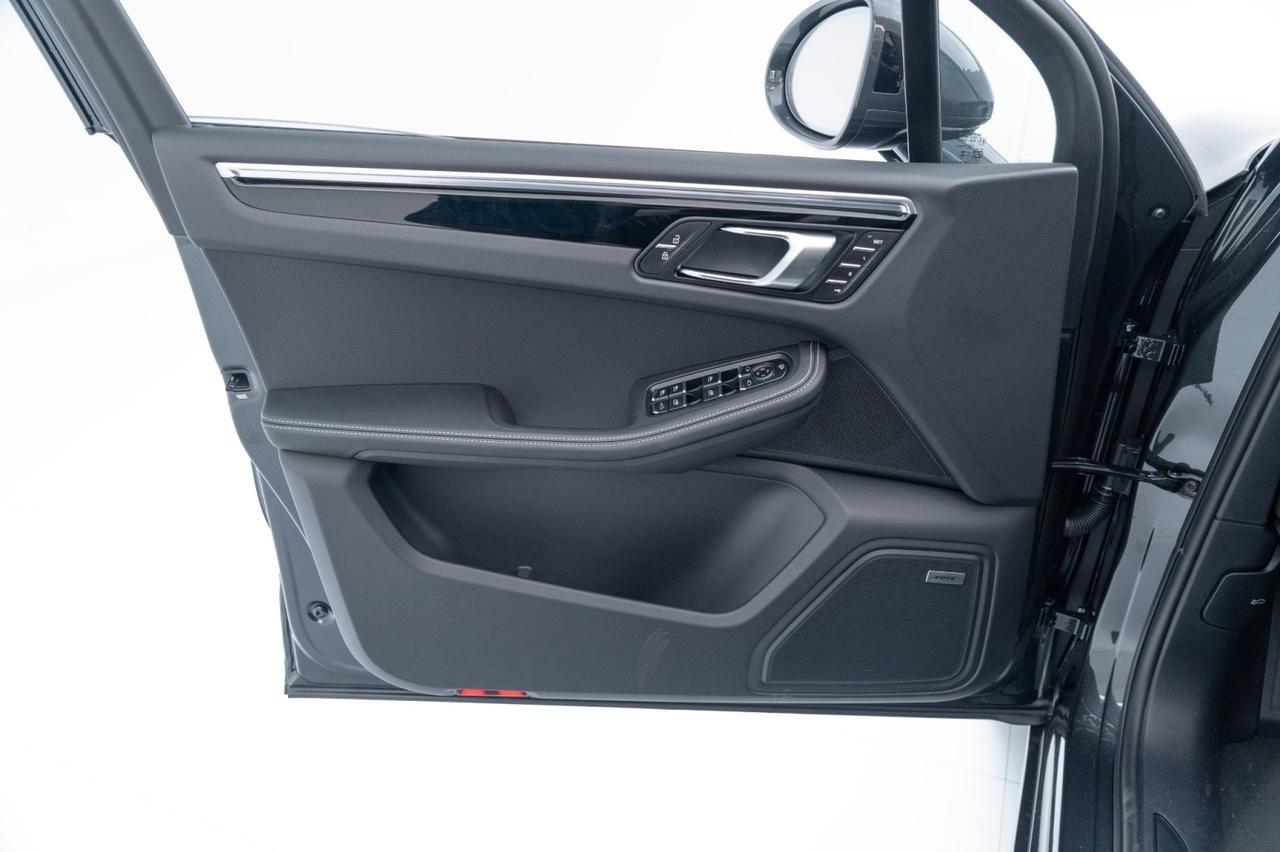 2025 Porsche Macan Pompano Beach FL