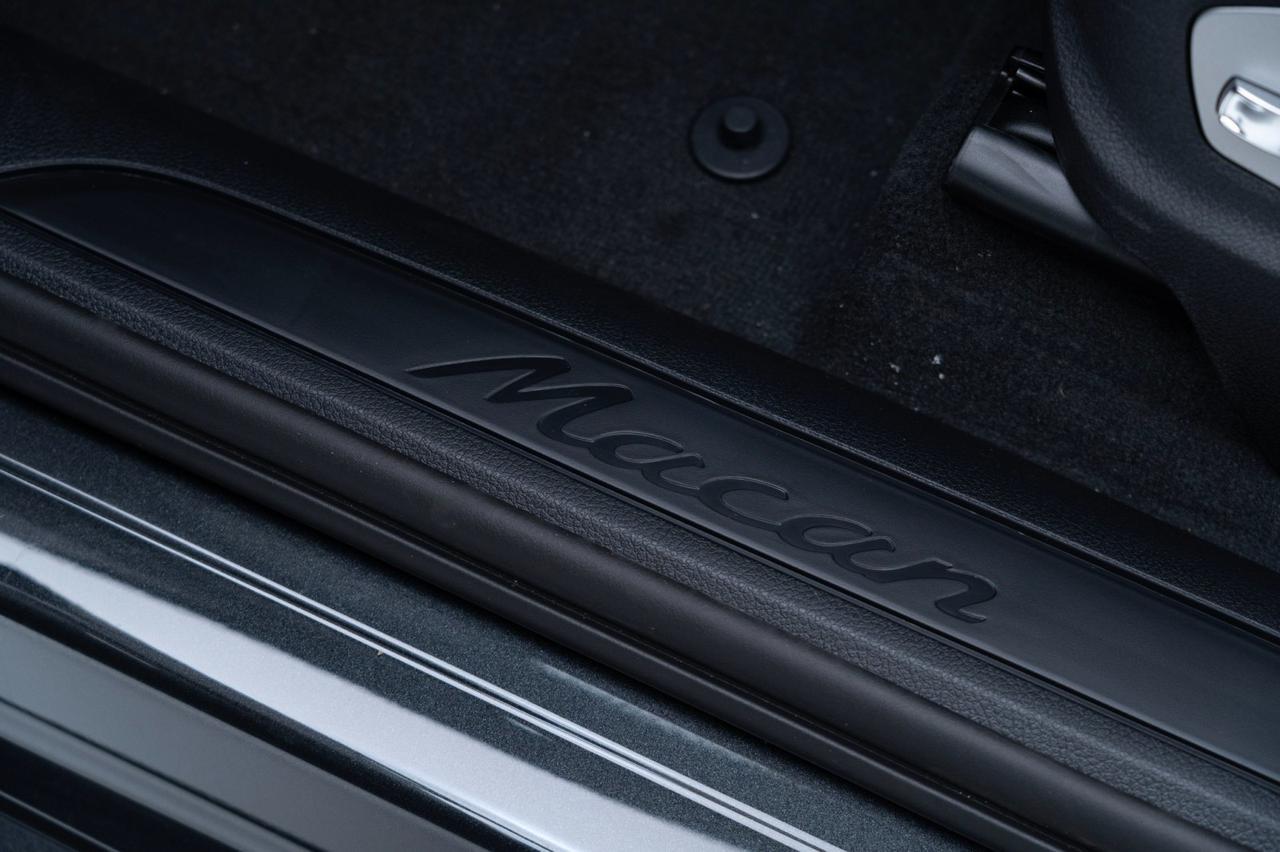 2025 Porsche Macan Pompano Beach FL