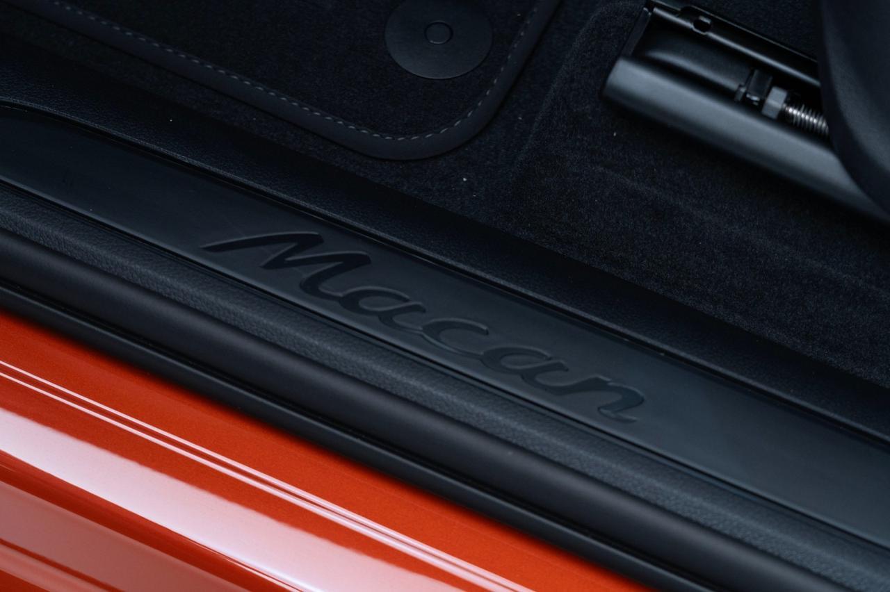 2025 Porsche Macan Pompano Beach FL