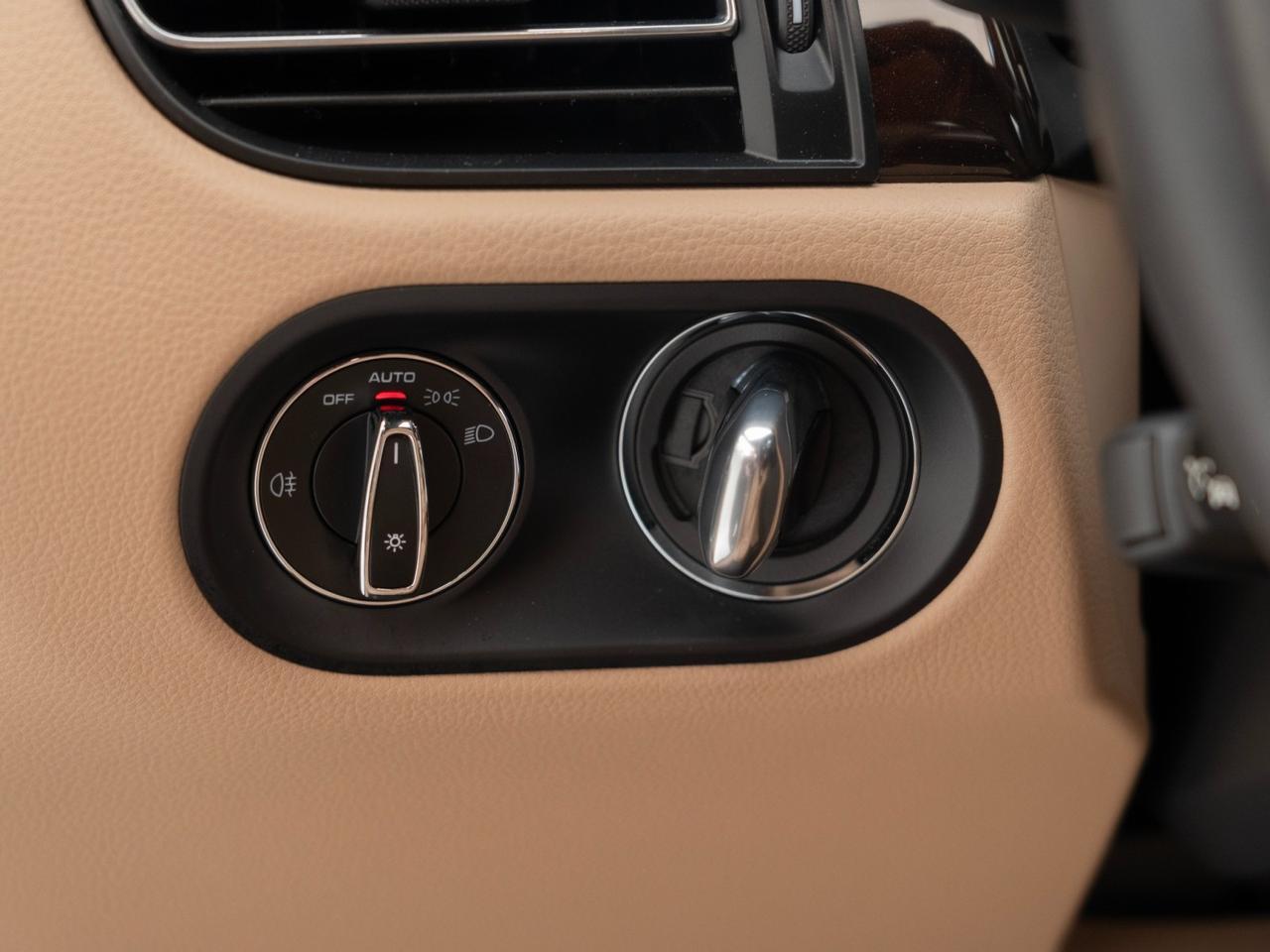 2025 Porsche Macan Pompano Beach FL