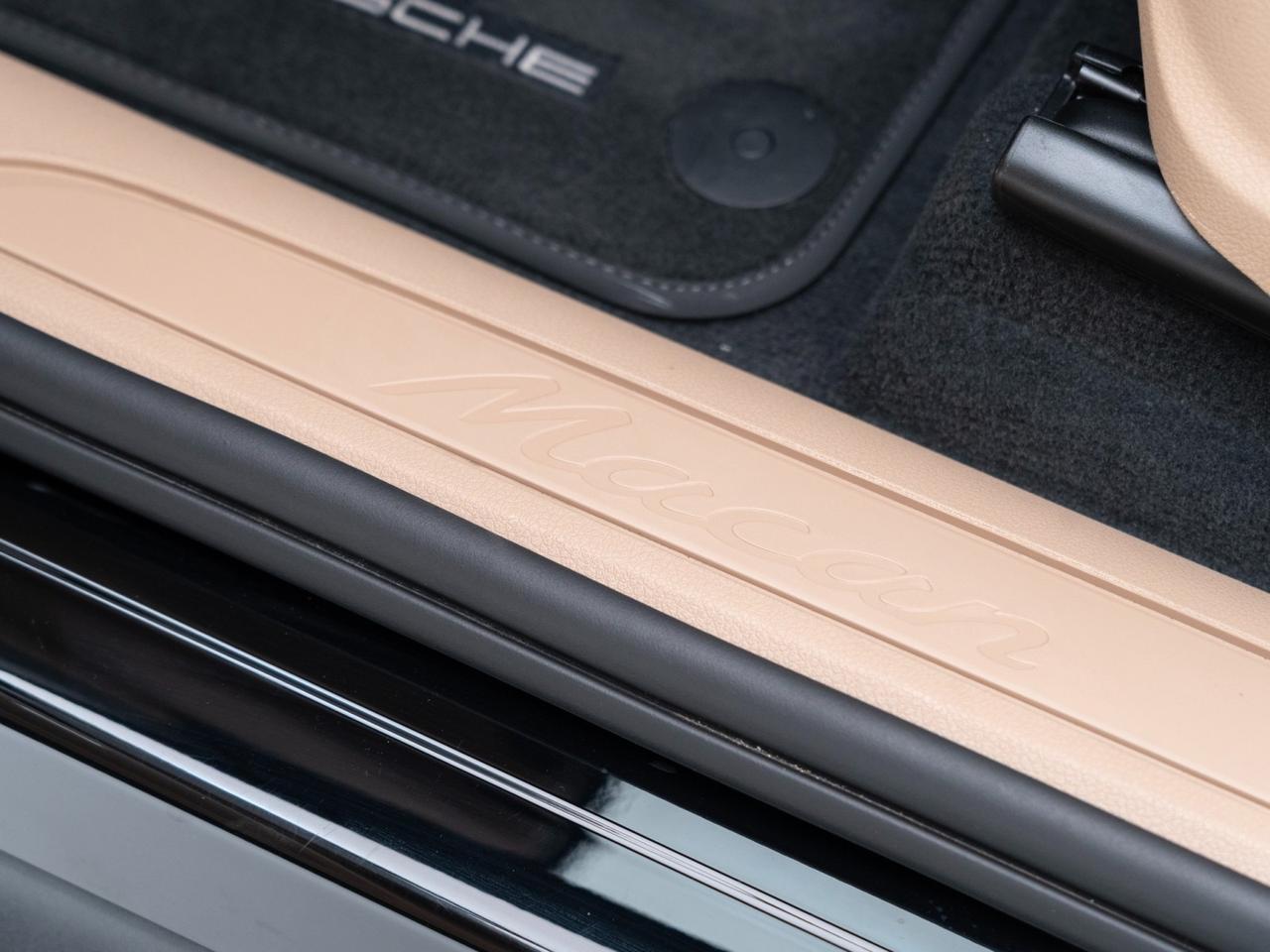 2025 Porsche Macan Pompano Beach FL