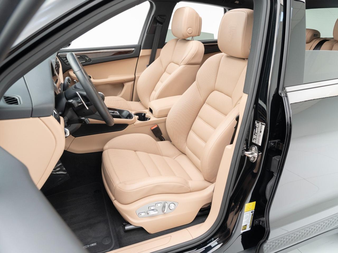 2025 Porsche Macan Pompano Beach FL