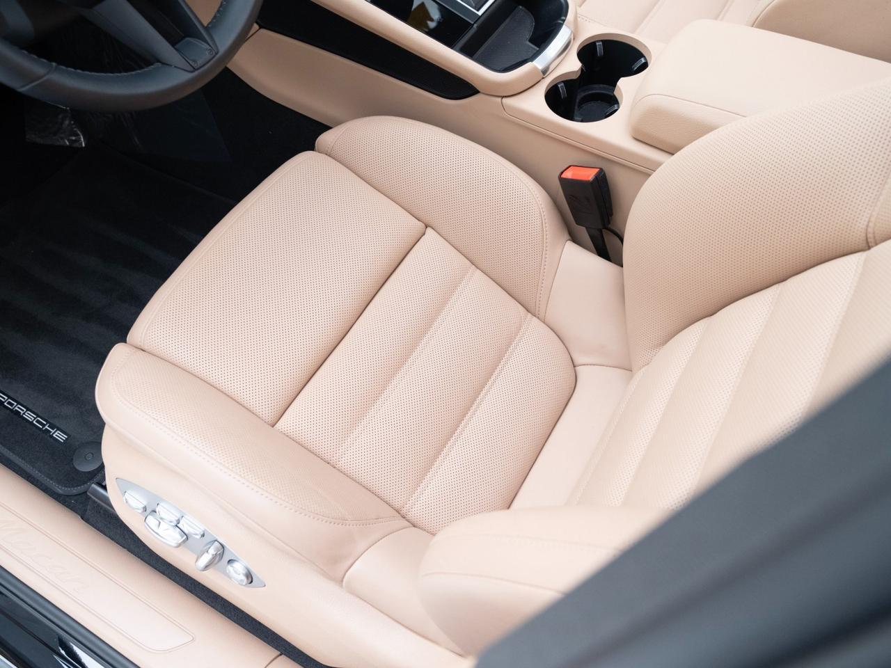 2025 Porsche Macan Pompano Beach FL