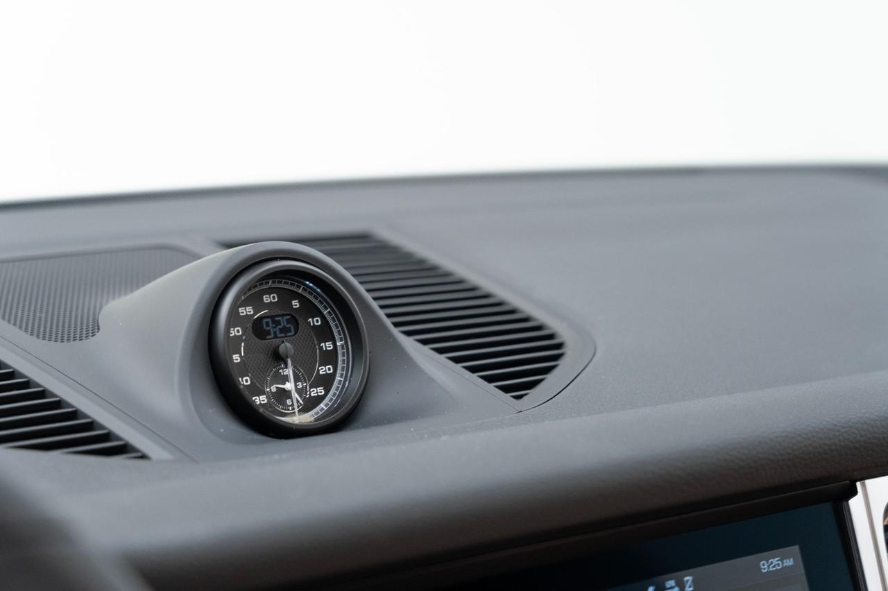 2025 Porsche Macan Pompano Beach FL