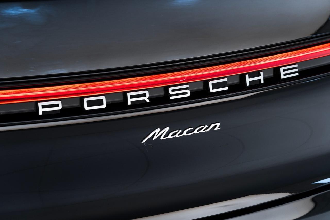 2025 Porsche Macan Pompano Beach FL