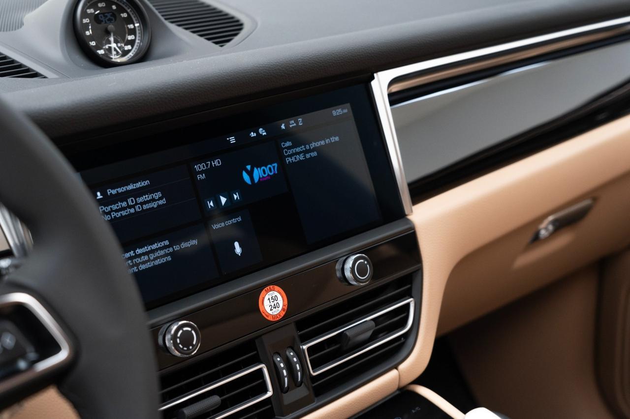 2025 Porsche Macan Pompano Beach FL