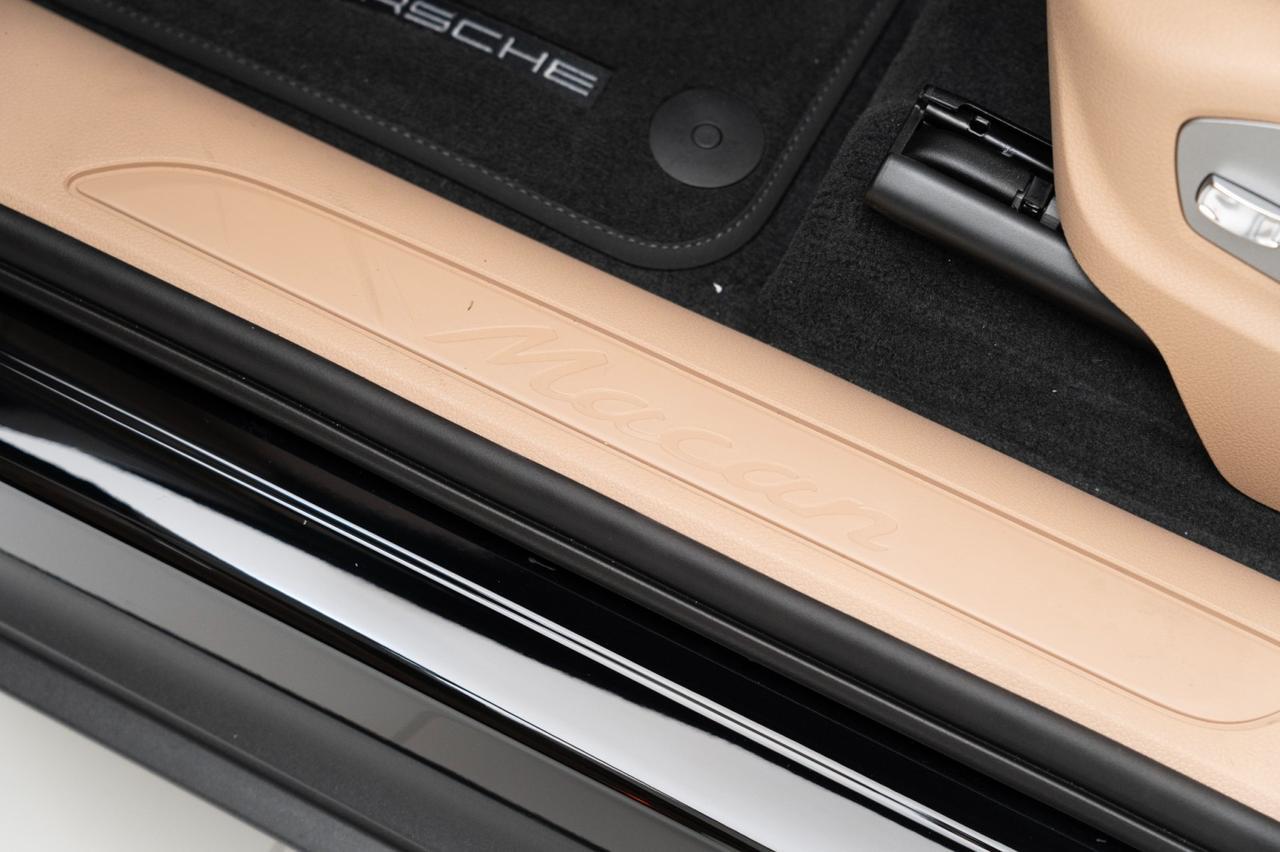 2025 Porsche Macan Pompano Beach FL