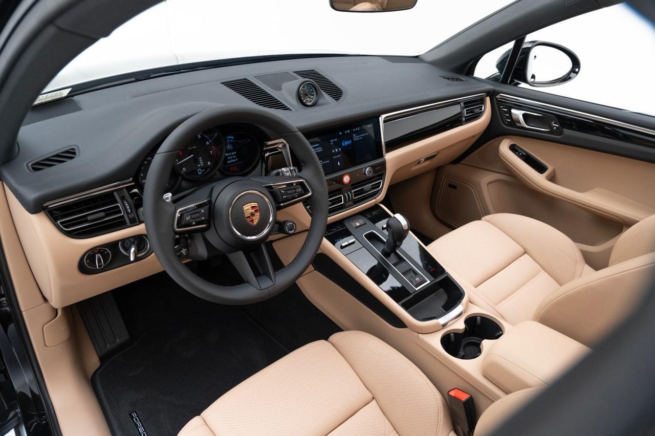 2025 Porsche Macan Pompano Beach FL