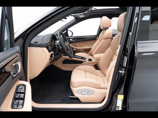 2025 Porsche Macan Pompano Beach FL