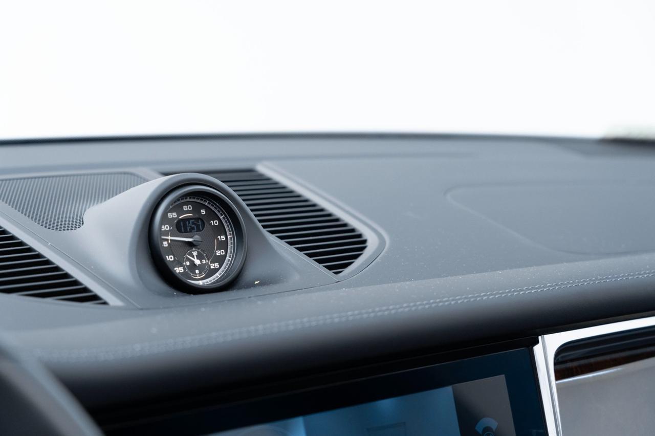 2025 Porsche Macan Pompano Beach FL