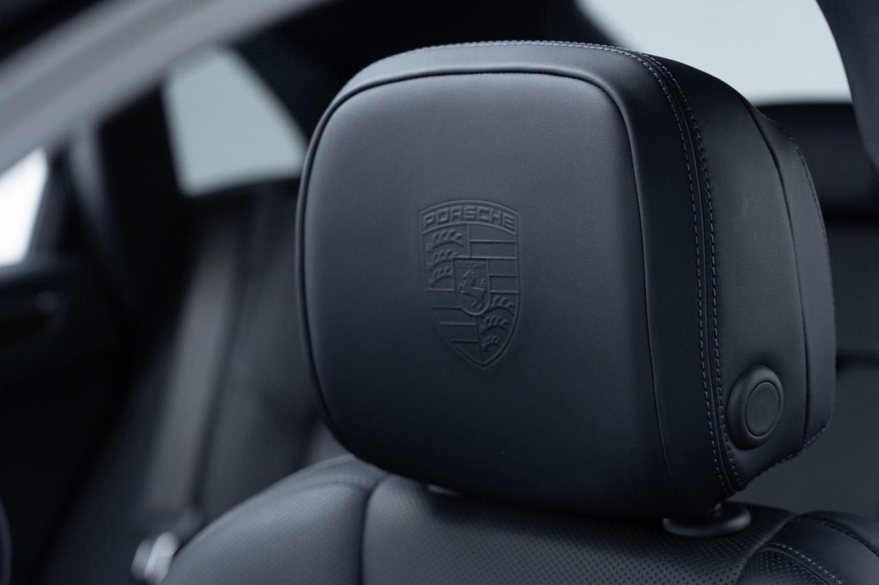 2025 Porsche Macan Pompano Beach FL