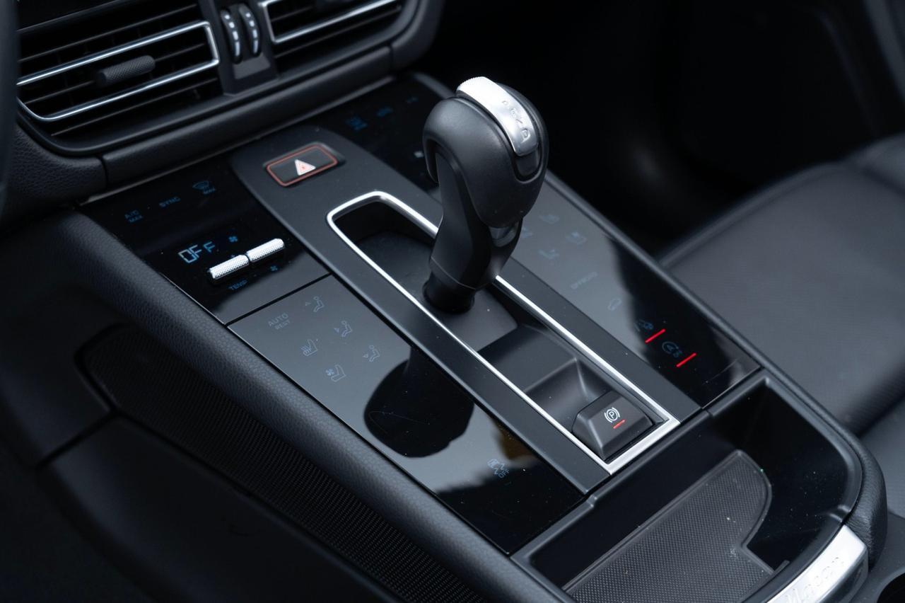 2025 Porsche Macan Pompano Beach FL