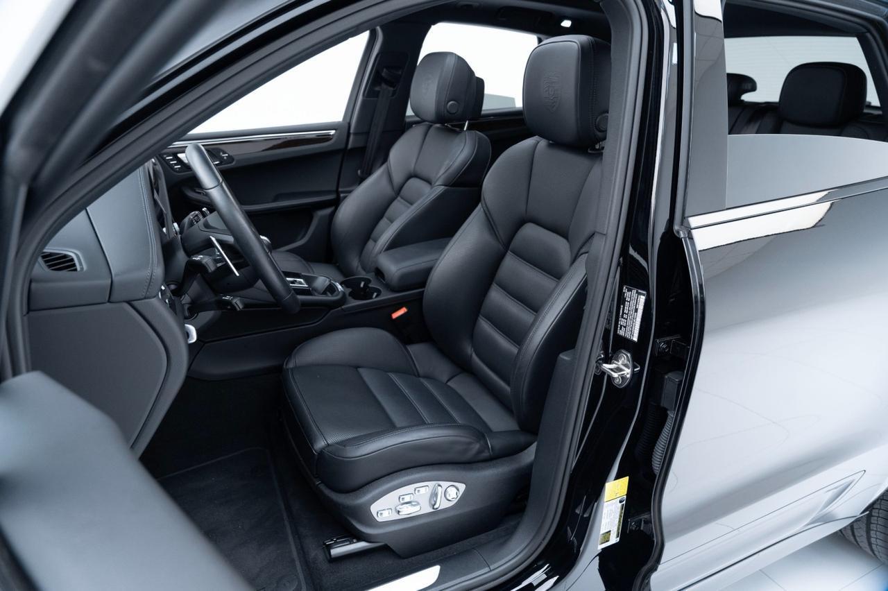 2025 Porsche Macan Pompano Beach FL