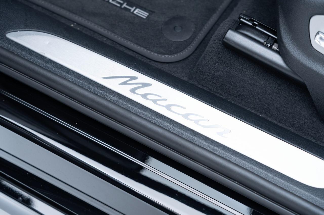 2025 Porsche Macan Pompano Beach FL