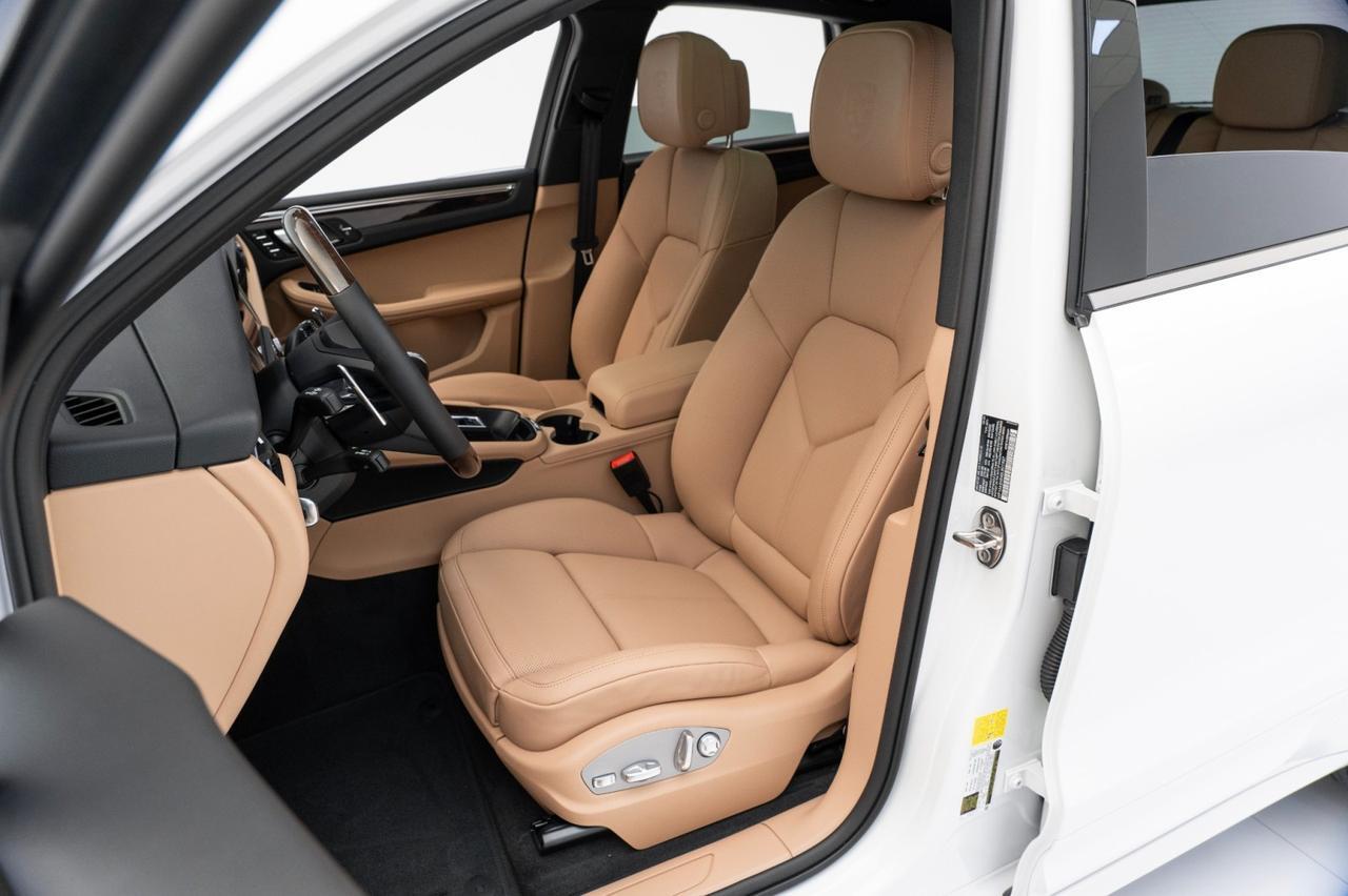 2025 Porsche Macan Pompano Beach FL