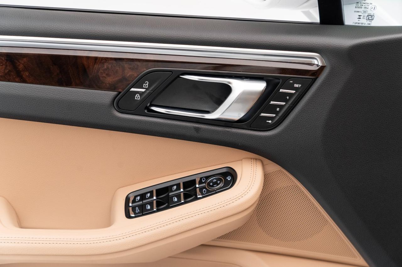 2025 Porsche Macan Pompano Beach FL