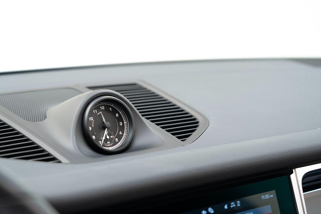 2025 Porsche Macan Pompano Beach FL