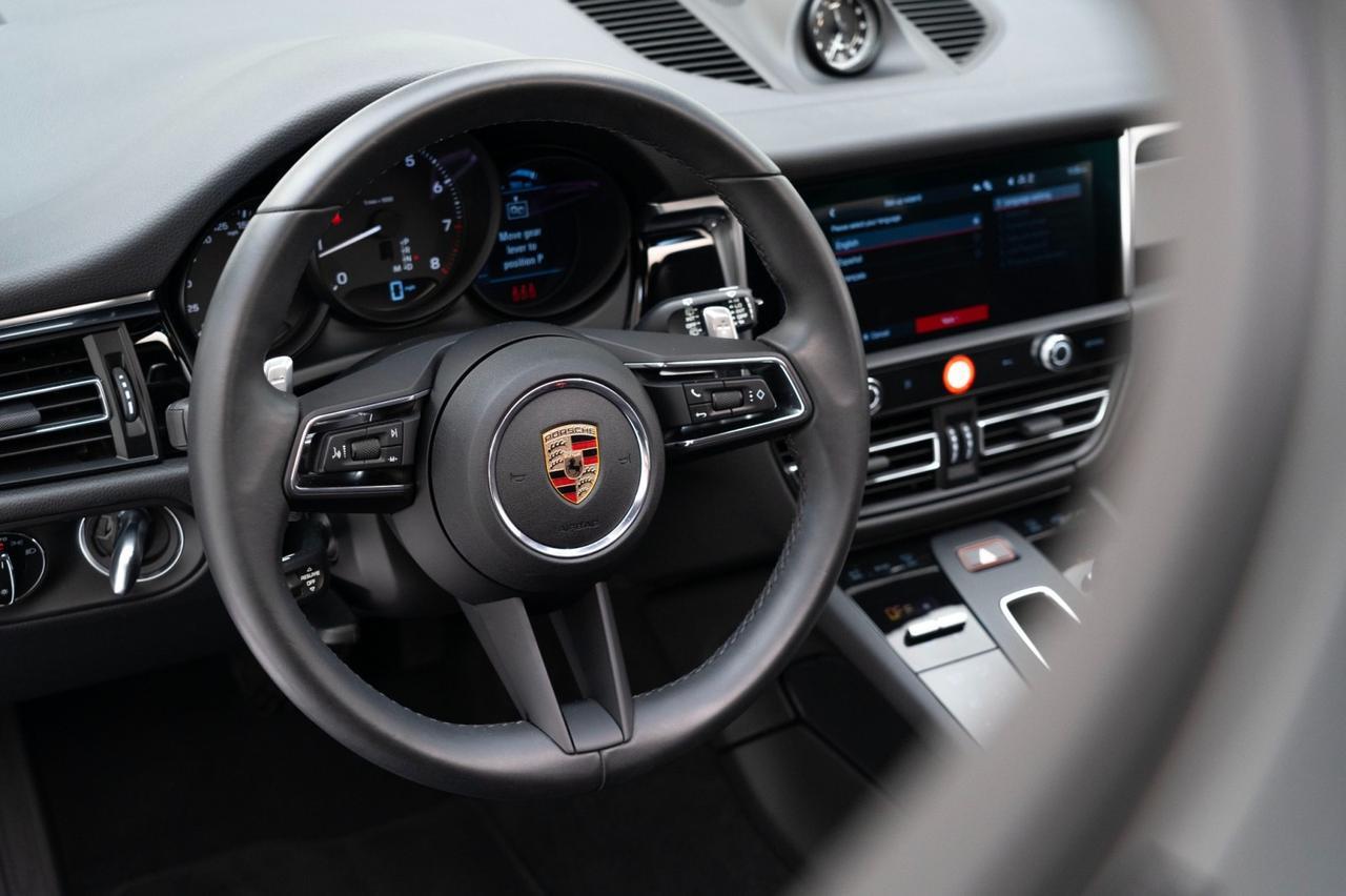 2025 Porsche Macan Pompano Beach FL