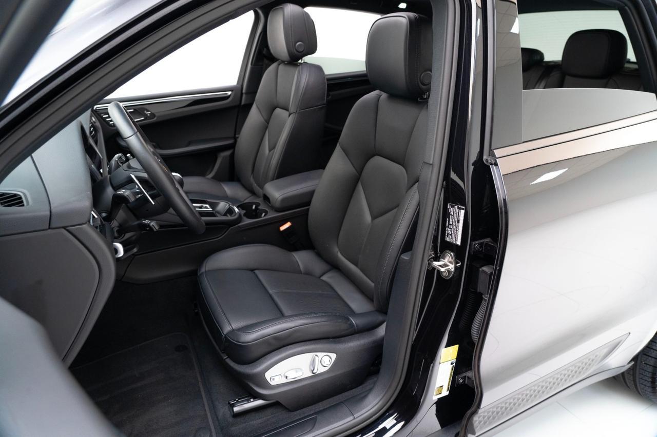 2025 Porsche Macan Pompano Beach FL