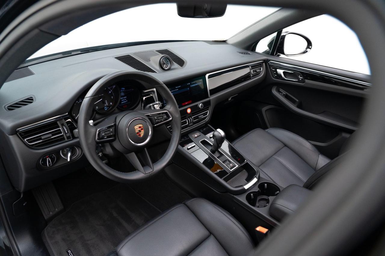 2025 Porsche Macan Pompano Beach FL